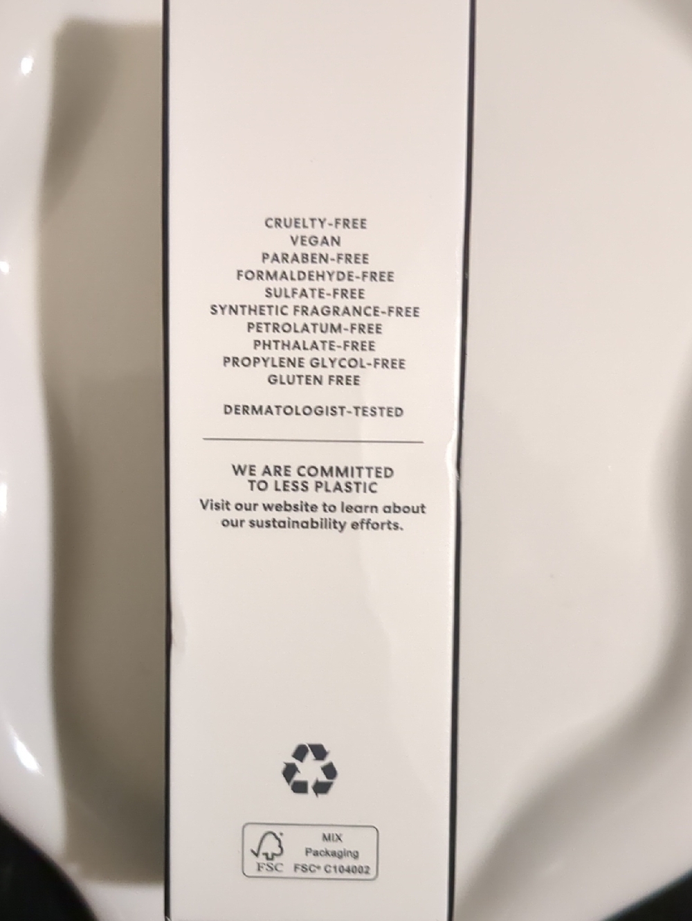 Set + Protect Translucent Powder - Picture 2 of 4